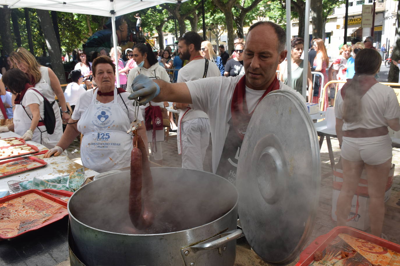 Fotos: Jueves de degustaciones de San Bernabé