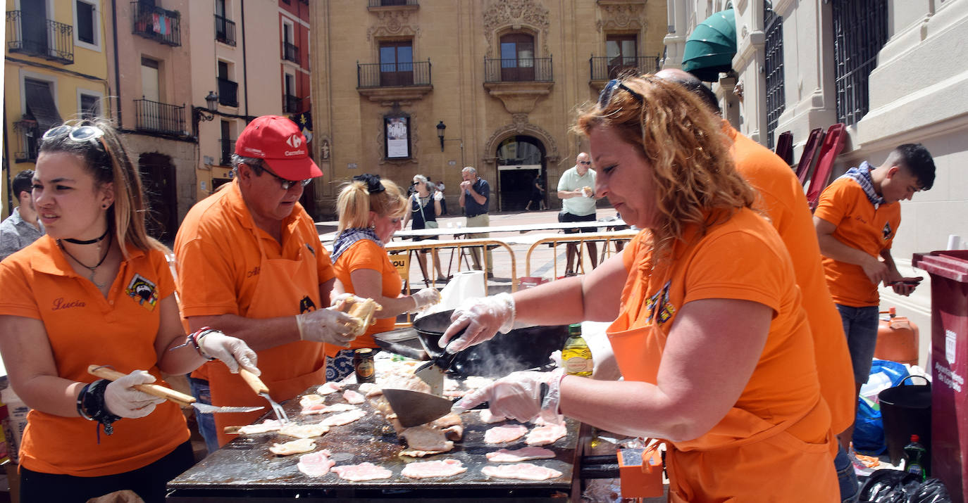 Fotos: Jueves de degustaciones de San Bernabé