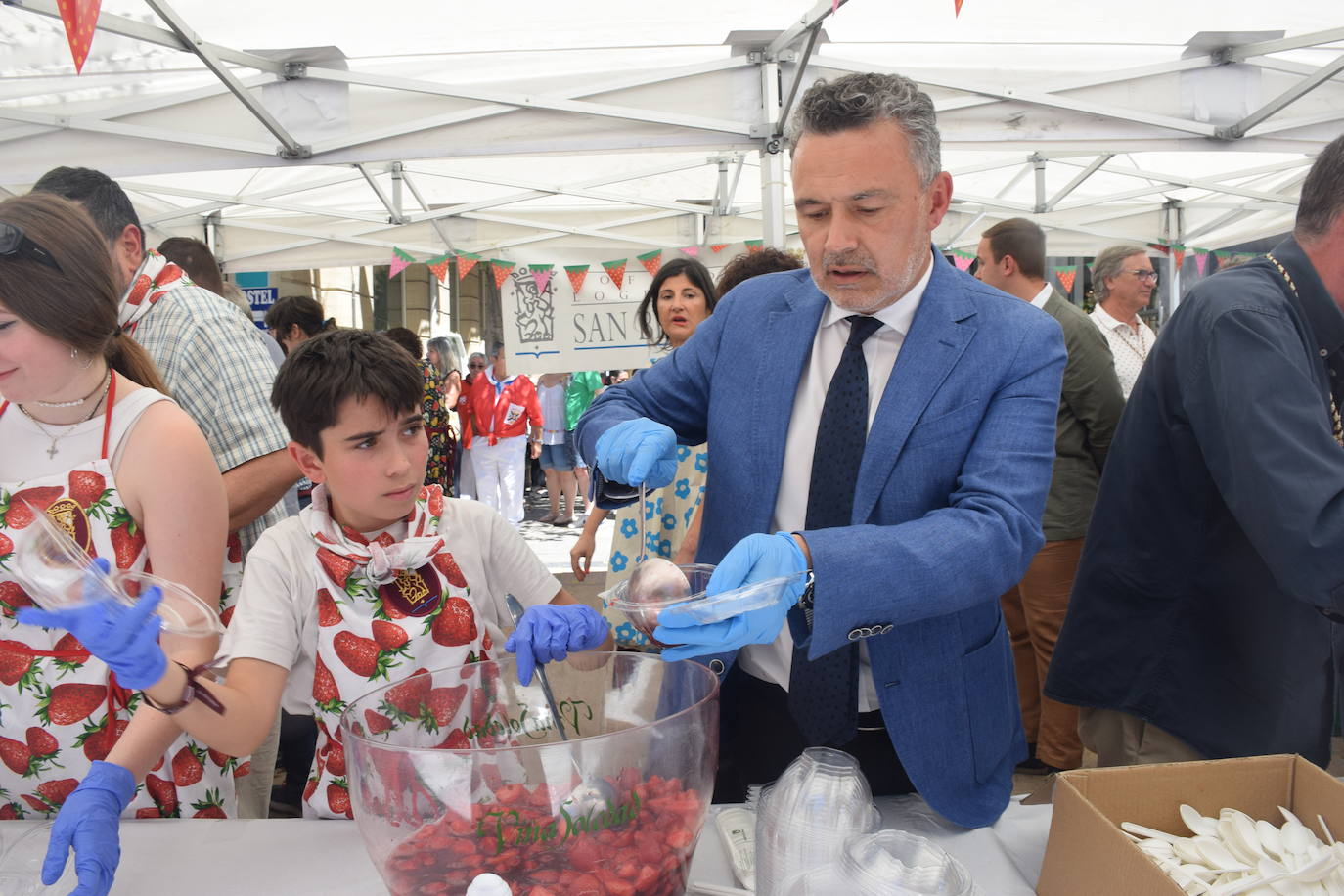 Organiza la Cofradía Logroñesa de San Bernabé.