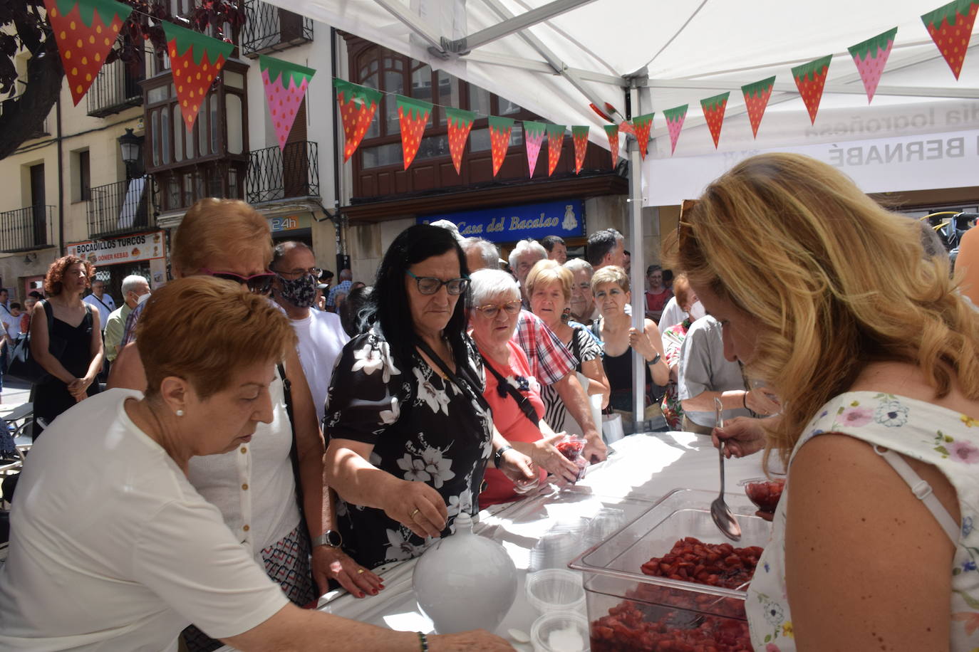 Organiza la Cofradía Logroñesa de San Bernabé.