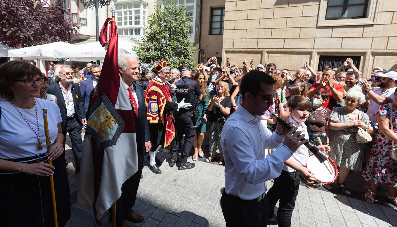 Fotos: Los ecos de la pandemia marcan los tradicionales banderazos de San Bernabé