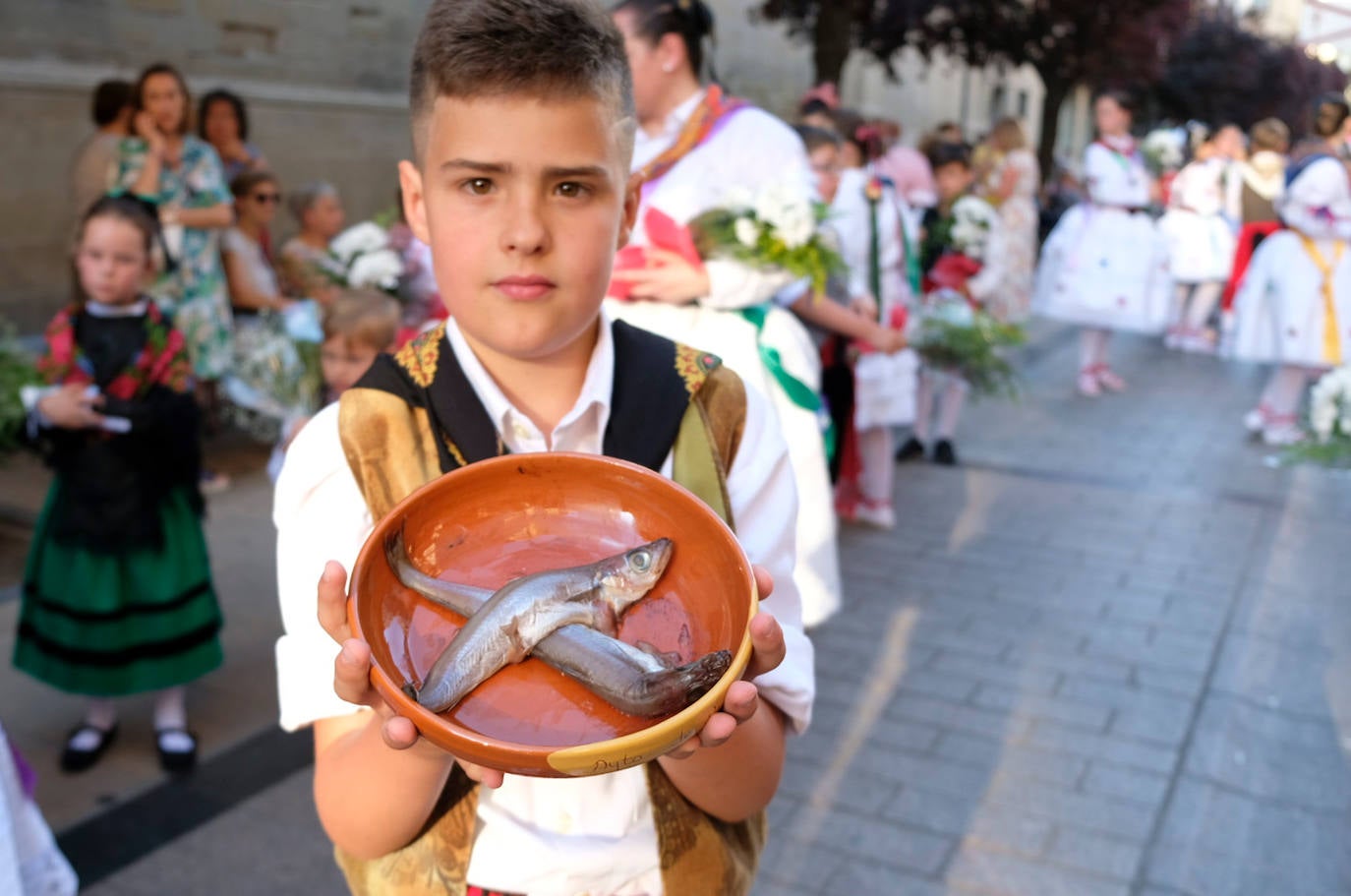 Fotos: Ofrenda floral por San Bernabé