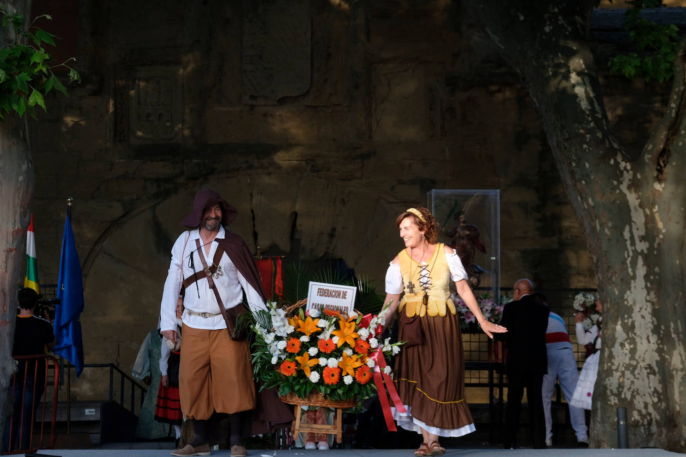 Fotos: Ofrenda floral por San Bernabé