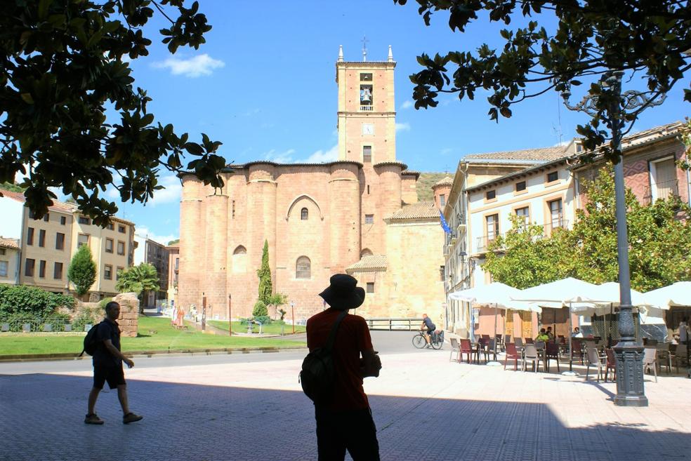 Vista del monasterio de Santa María la Real de Nájera. 