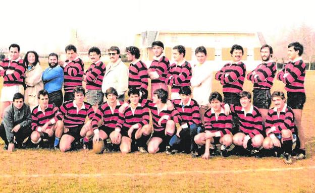 Fotografía de los primeros equipos en la Colonia de Albelda. 