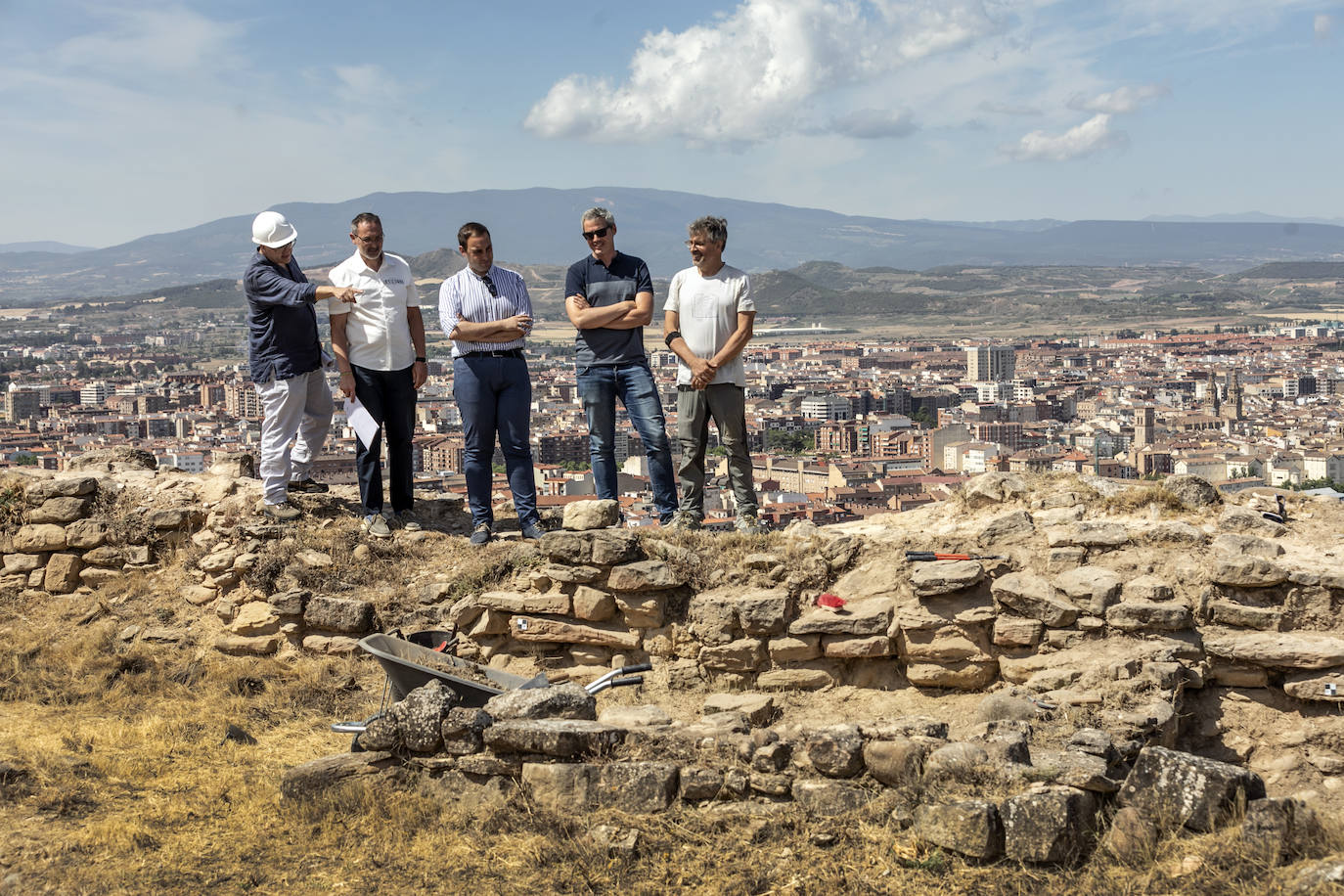 Fotos: El yacimiento del Monte Cantabria afronta la segunda fase de su rehabilitación