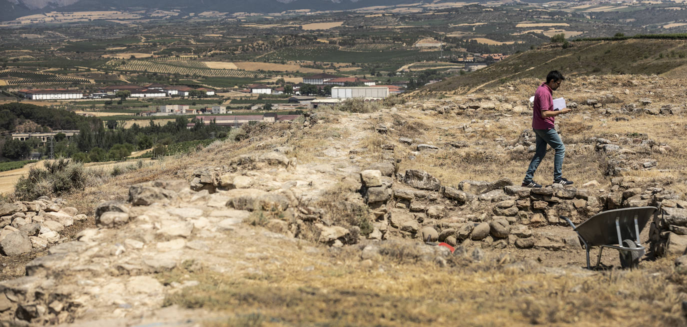 Fotos: El yacimiento del Monte Cantabria afronta la segunda fase de su rehabilitación