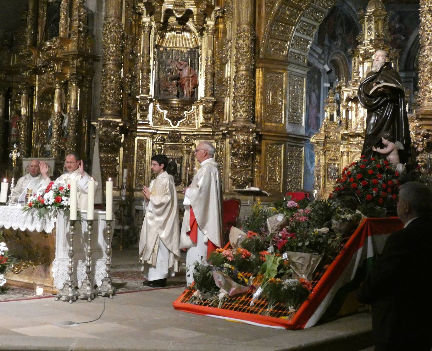 Fotos: San Felices vuelve a procesionar en Haro