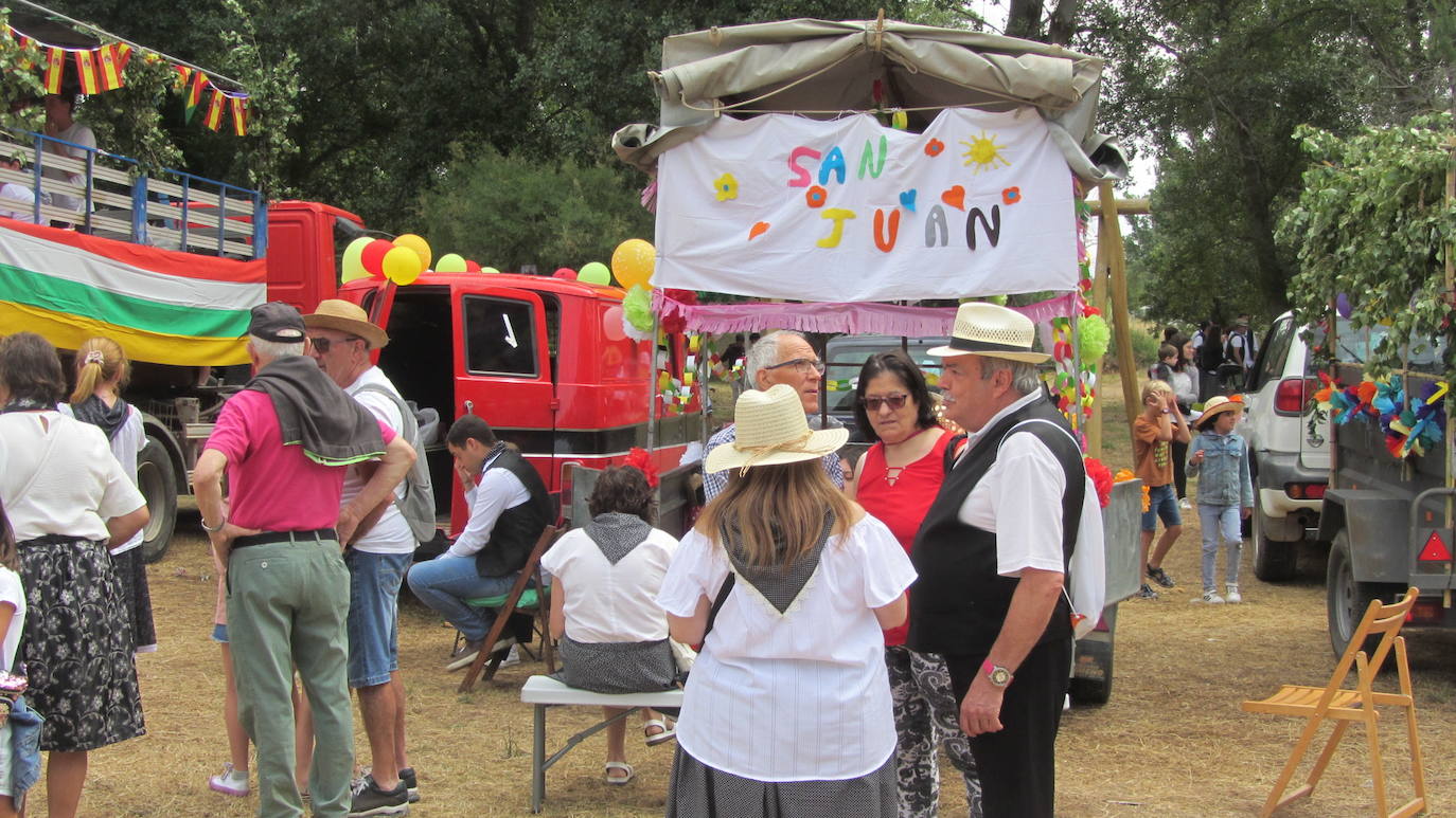 Fotos: Los arnedanos festejan la romería de San Juan