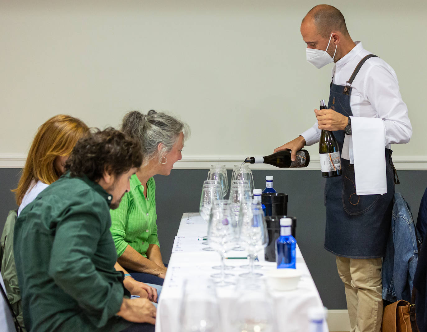 Fotos: Ruiz Monge, protagonista del club de catas