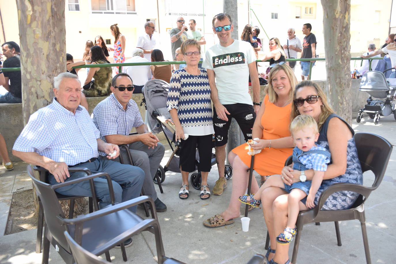 Fotos: Yagüe y Cascajos: los barrios de Logroño recuperan el pulso festivo