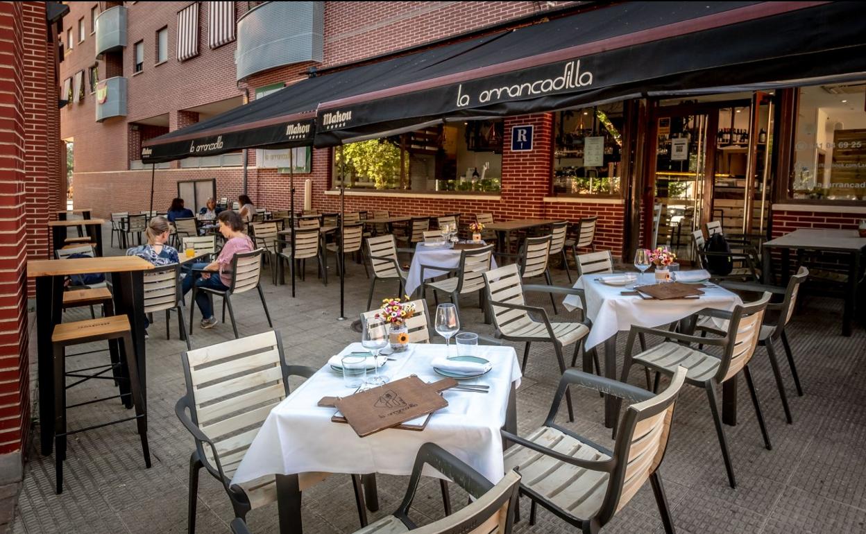 Terraza de La Arrancadilla, en la calle Juan II, 14. 