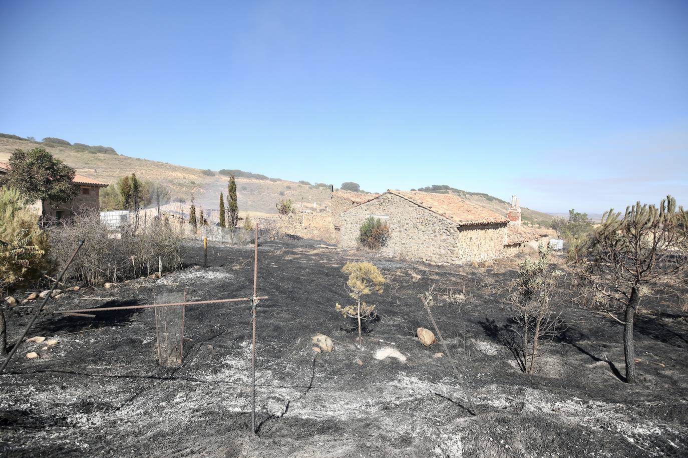 Fotos: Incendio en Yerga: las imágenes del fuego que quema el monte riojano