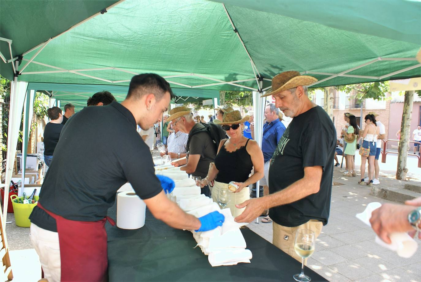 Fotos: Feria de vino y comida de Huércanos