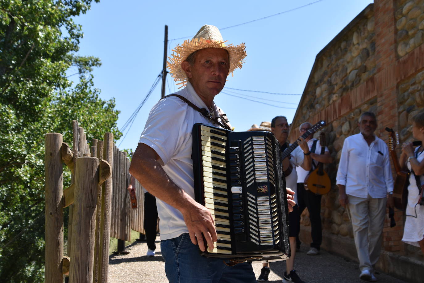 Fotos: Tercera edición de la enoexperiencia BQ en el Barrio de las Bodegas de Quel