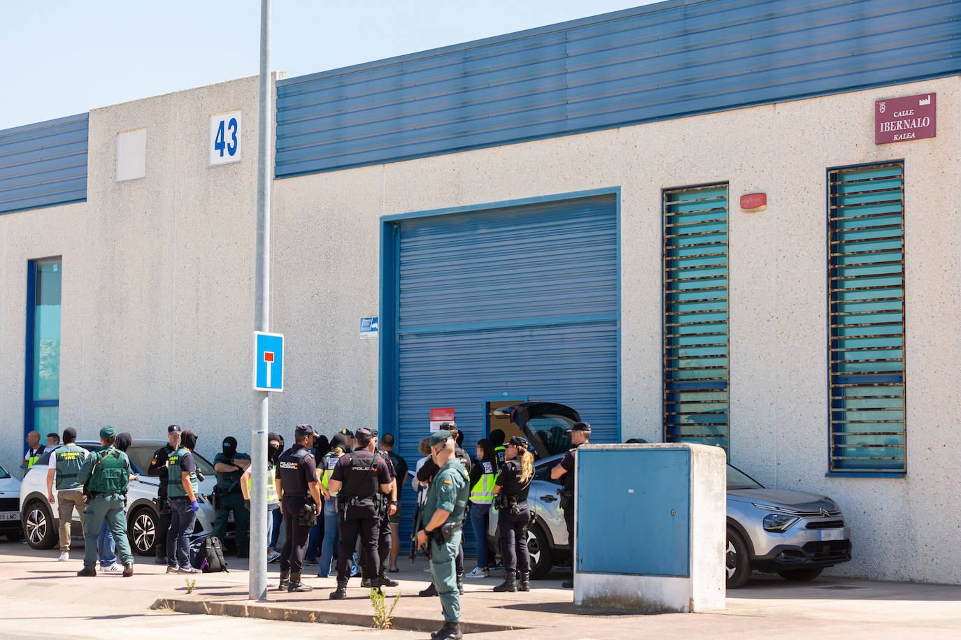 Fotos: Las imágenes de la operación policial en Lardero y Logroño