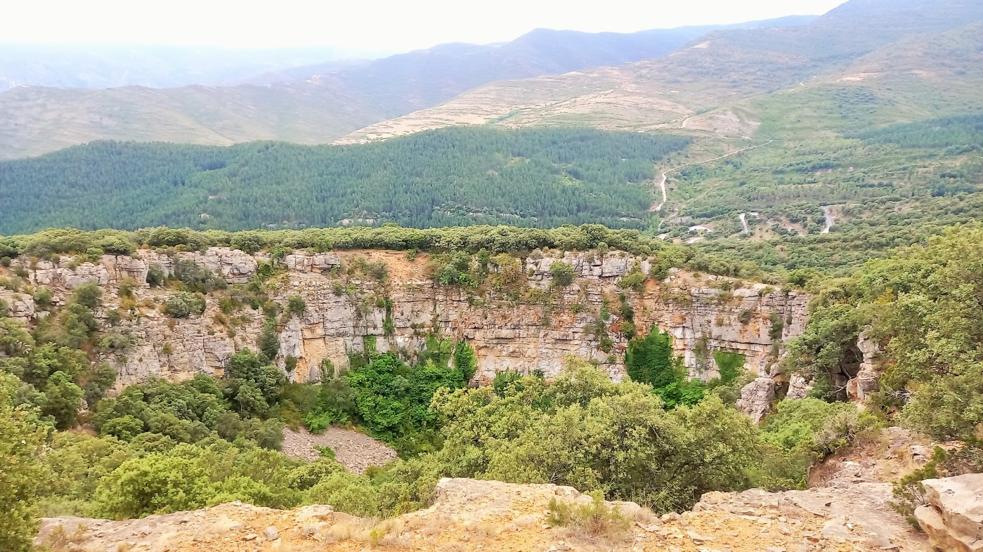 Área Natural Singular. Dolina La Redondilla, la menos accesible pero más llamativa. 