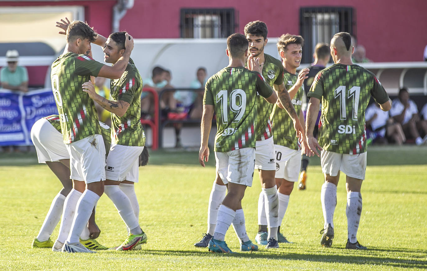 Fotos: Tarde de goles en el SDL-Valladolid Promesas