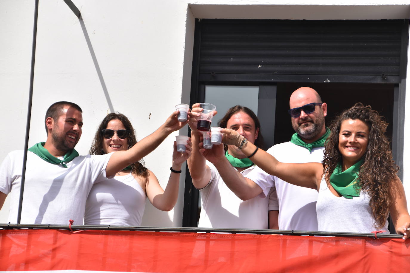 Fotos: Alcanadre inicia sus fiestas