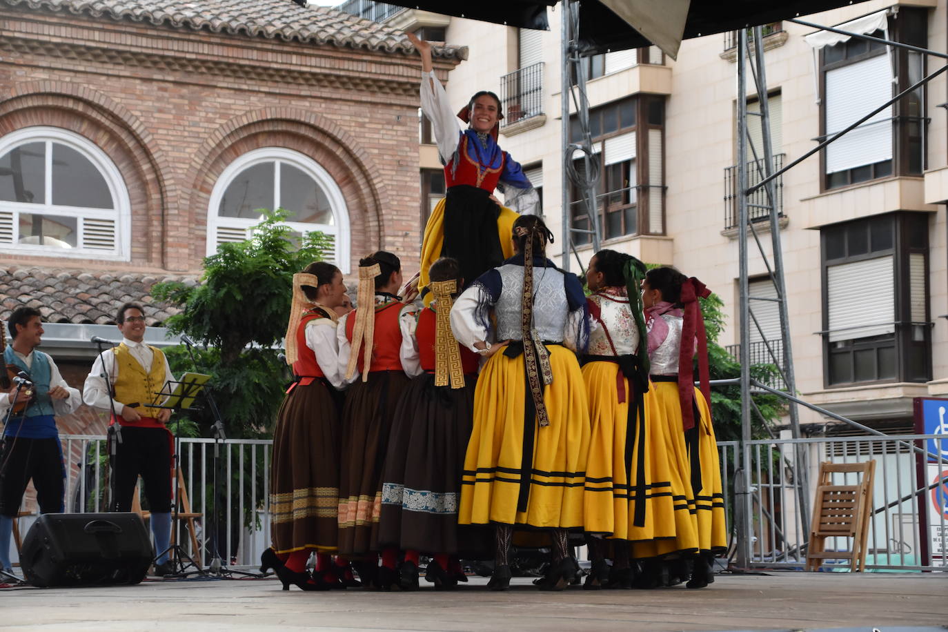 Fotos: Calahorra acogió el XXXII Festival Internacional de Danzas