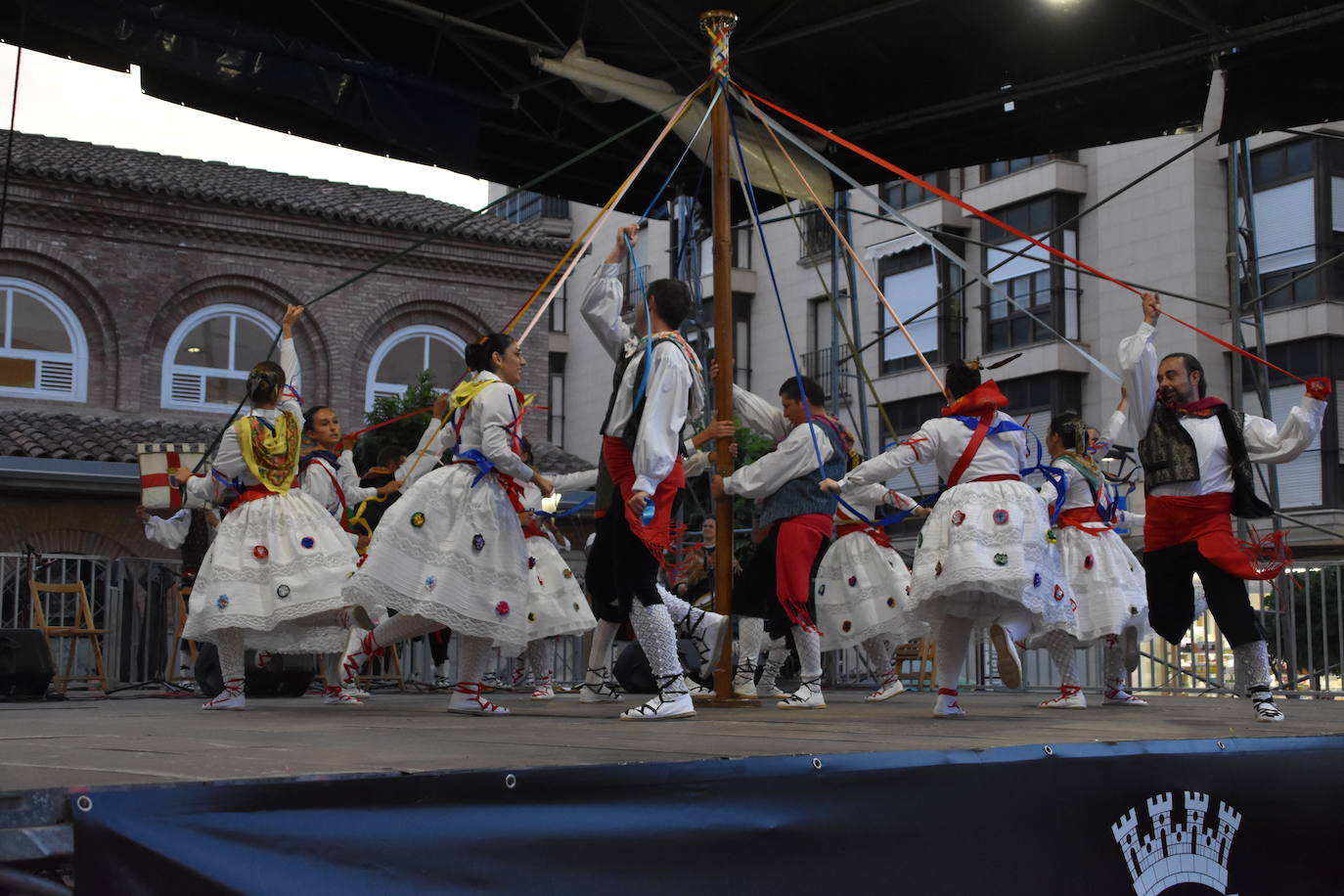 Fotos: Calahorra acogió el XXXII Festival Internacional de Danzas