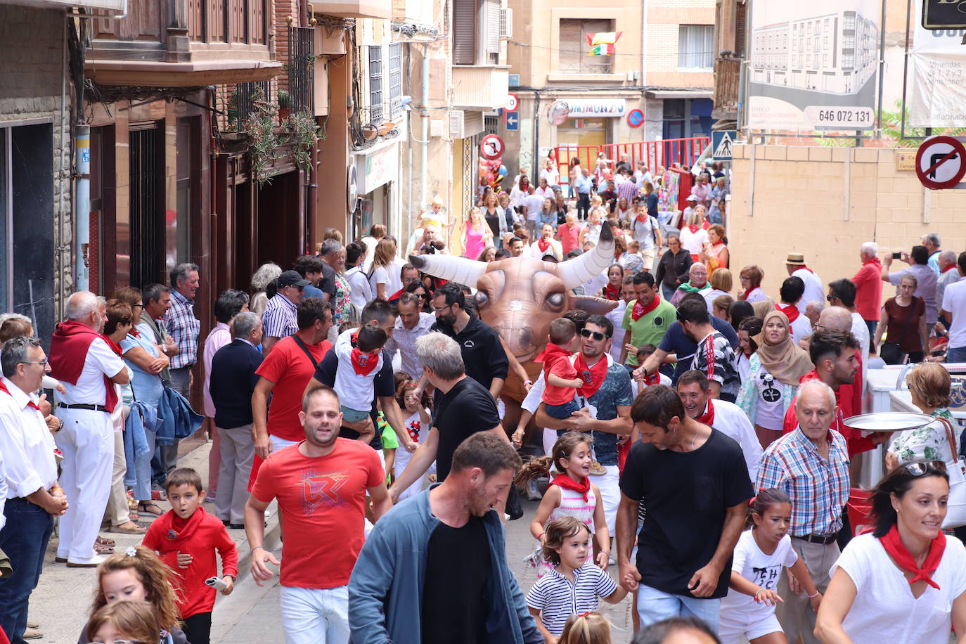 Fotos: Los festejos menores triunfan en las fiestas de Alfaro