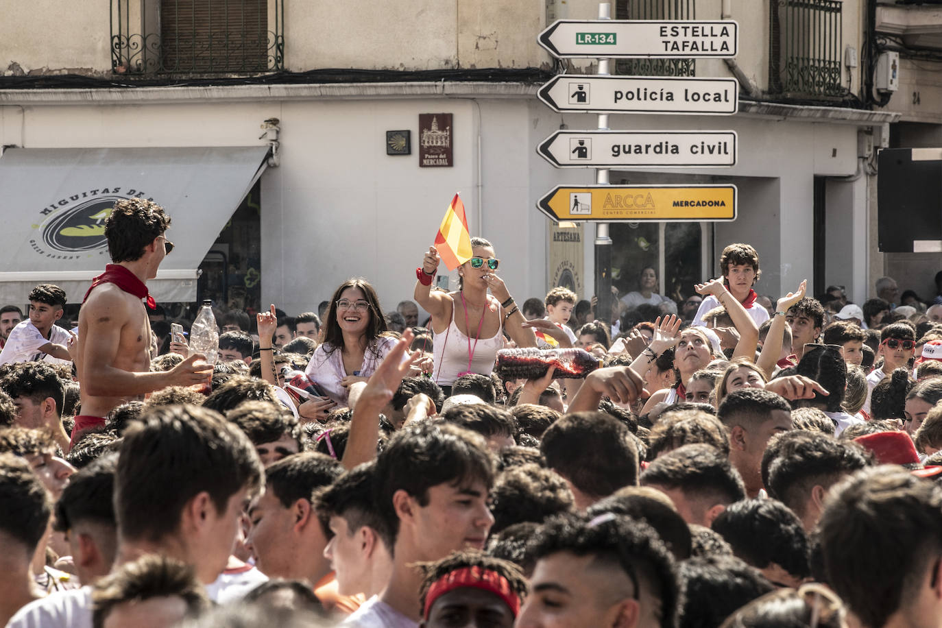 Fotos: Calahorra dispara el cohete