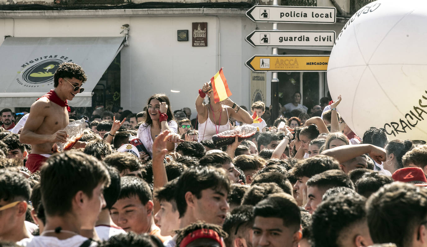 Fotos: Calahorra dispara el cohete