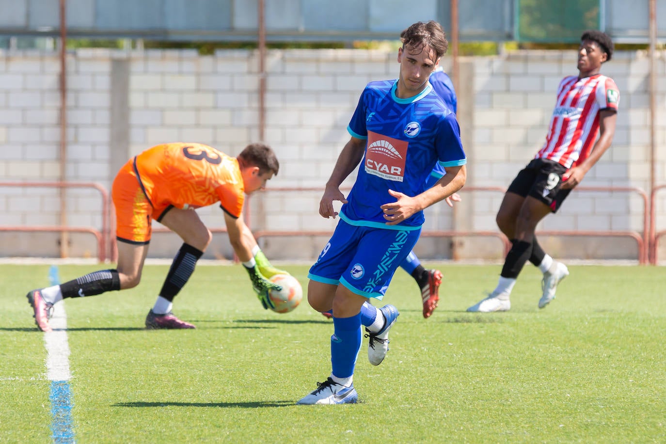 Fotos: La UD Logroñés B gana el torneo del Comillas en el que también participó el Anguiano