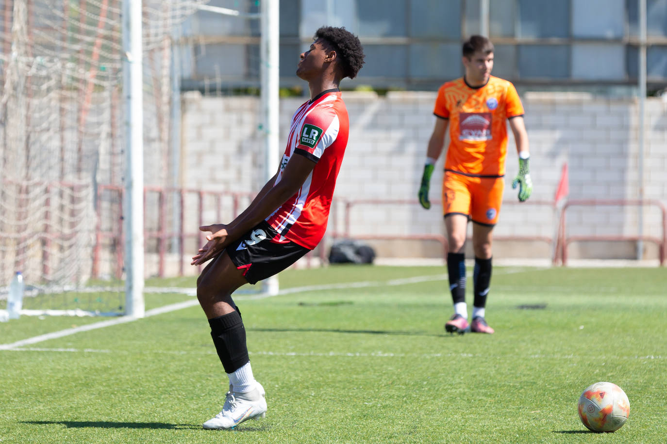 Fotos: La UD Logroñés B gana el torneo del Comillas en el que también participó el Anguiano