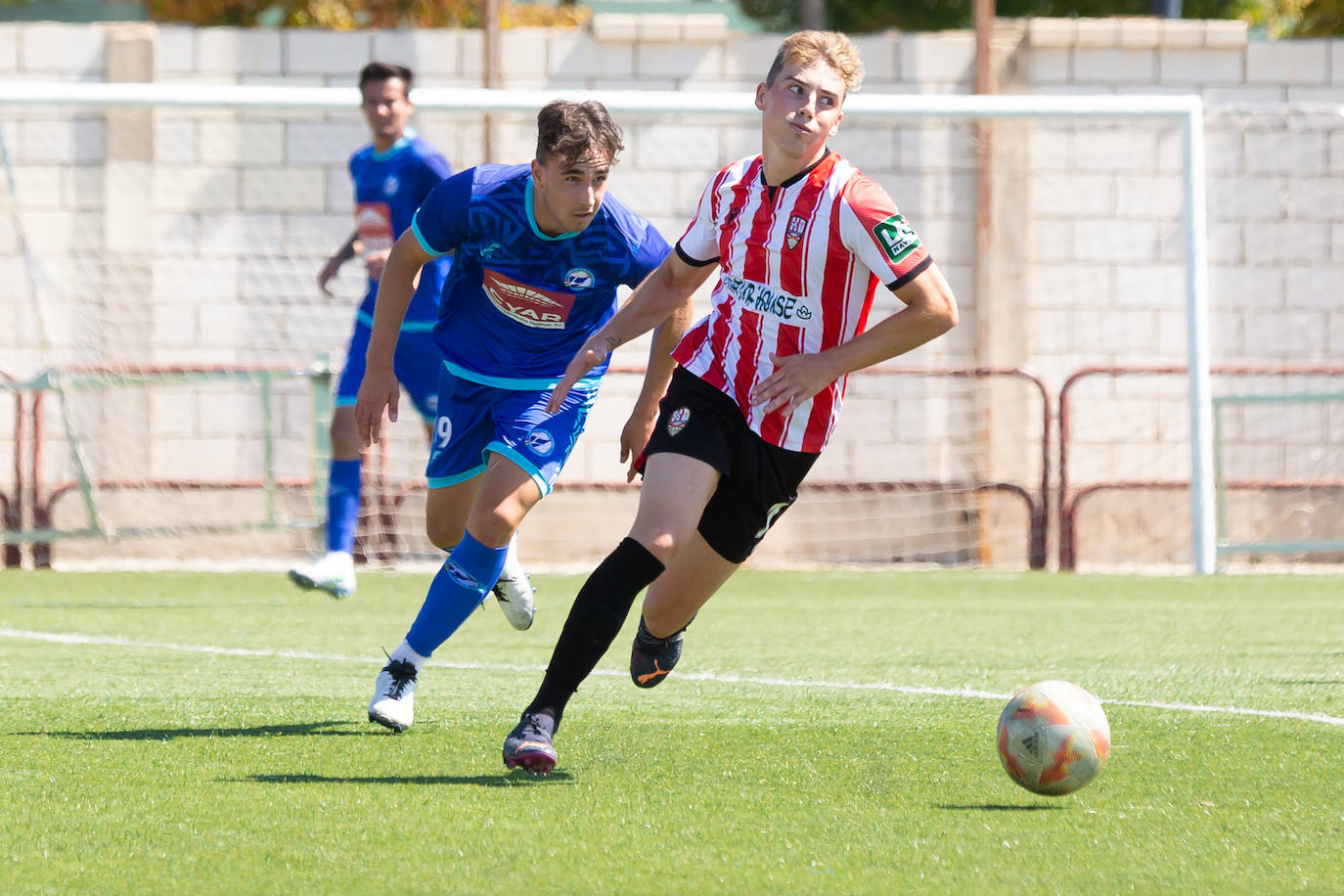 Fotos: La UD Logroñés B gana el torneo del Comillas en el que también participó el Anguiano