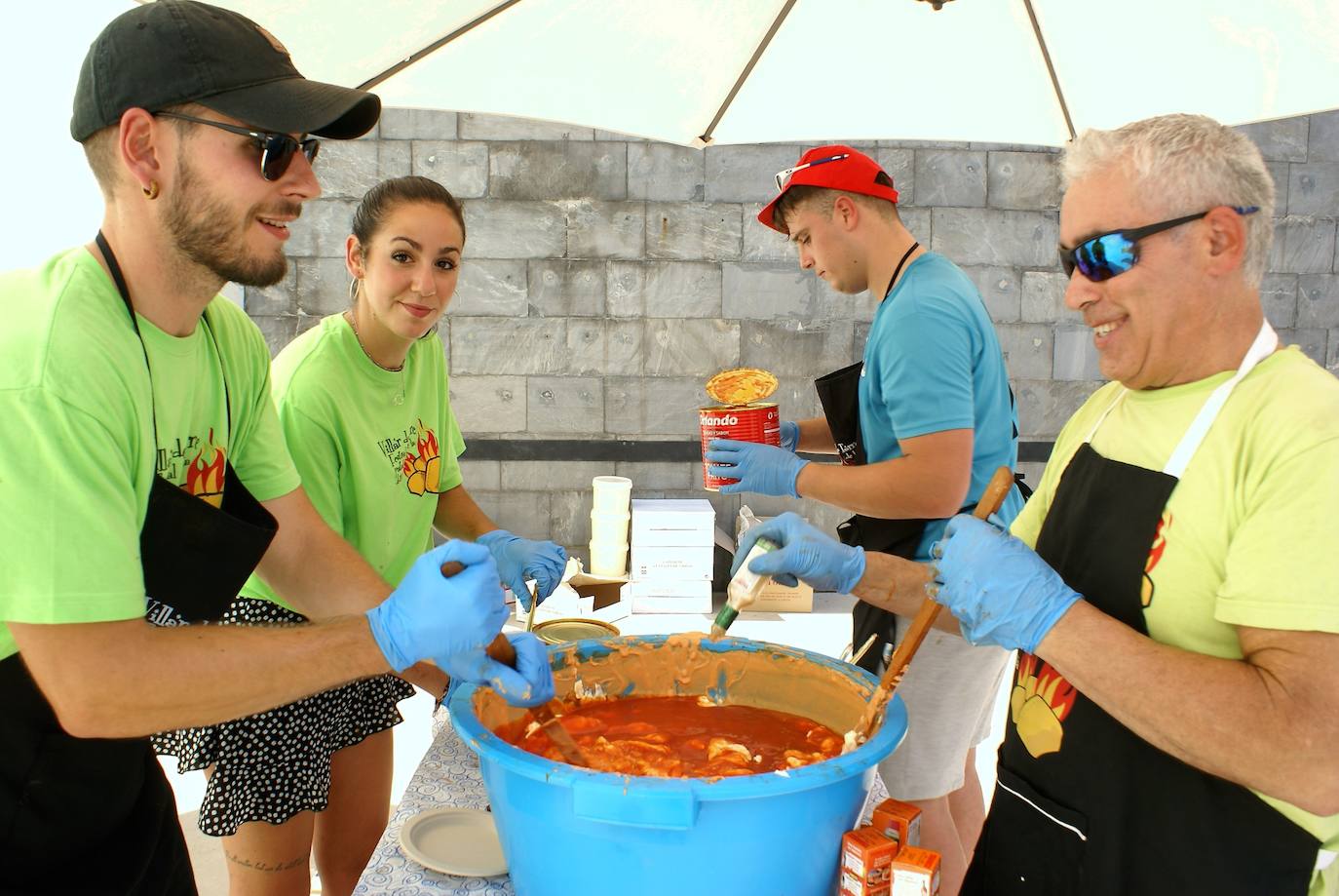 Fotos: Miles de personas asisten al Festival de la patata brava de Villar de Torre