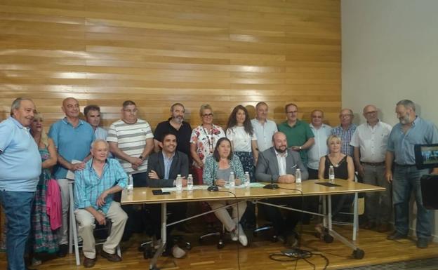 Cien líderes municipales del PP de La Rioja apuestan por Bretón