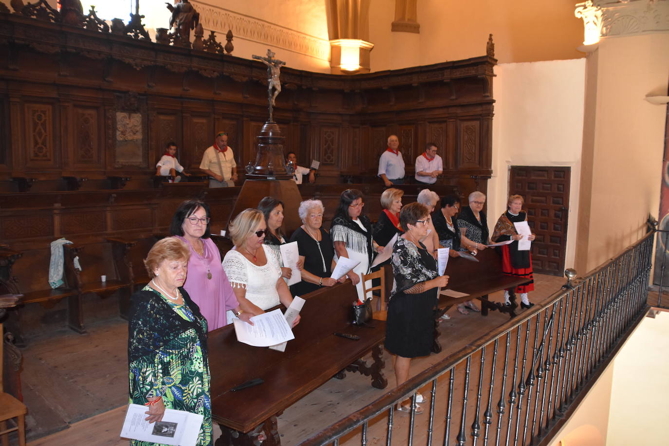 Fotos: Día de San Adrián y Santa Natalia con el tradicional pisado de uvas en Autol