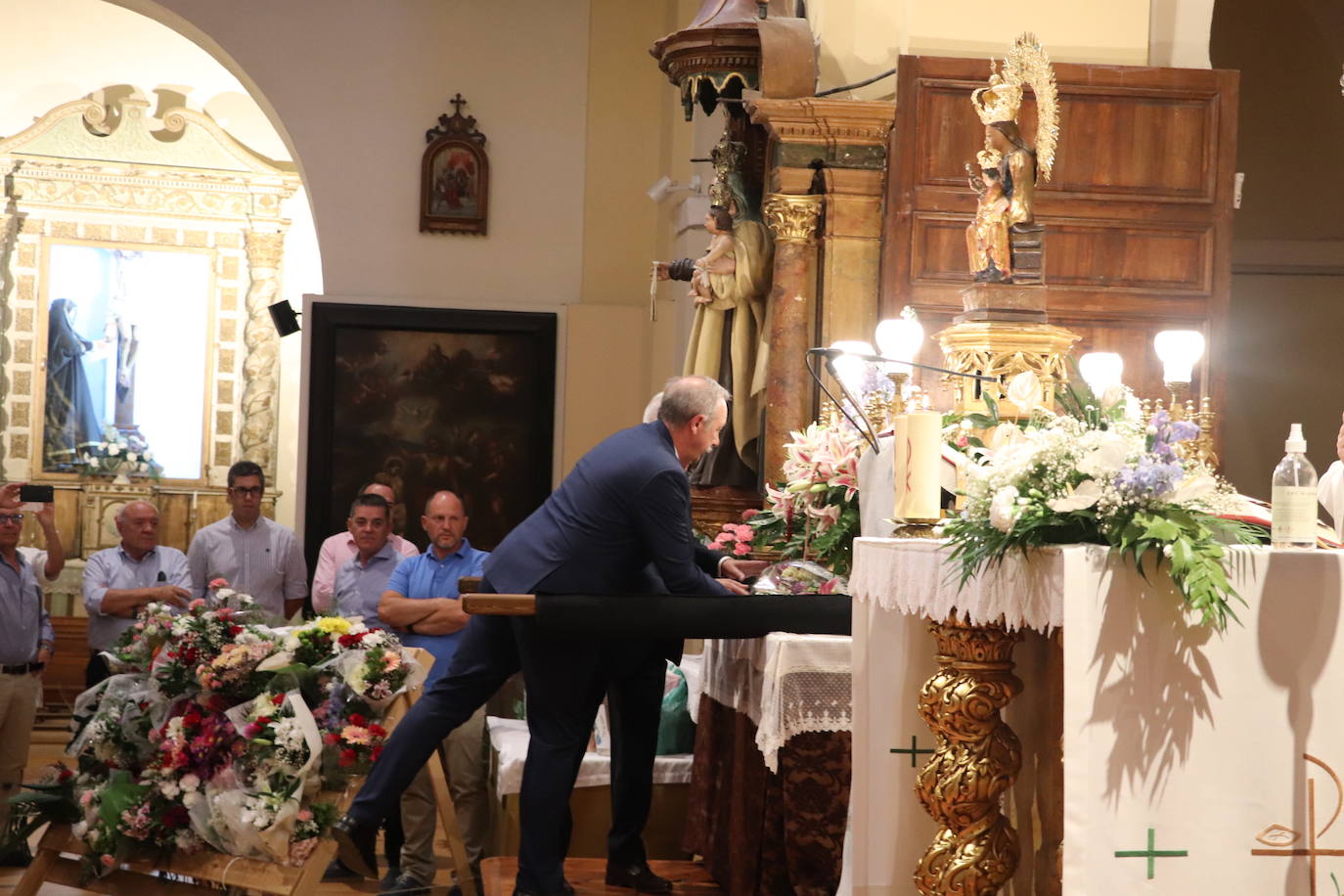 Fotos: Los alfareños honran a la Virgen del Burgo