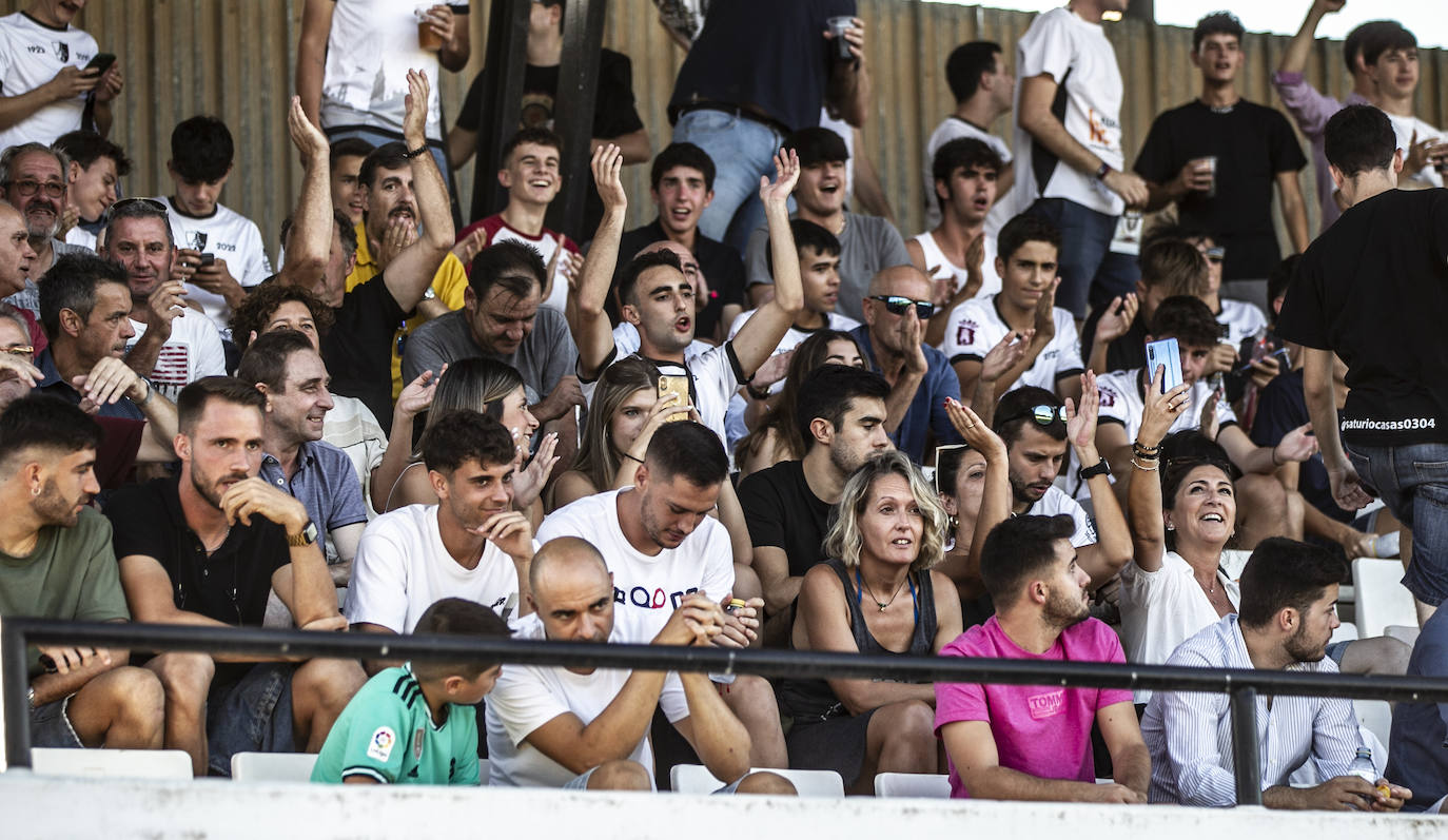 Fotos: Victoria para el Alfaro ante la Real Sociedad C