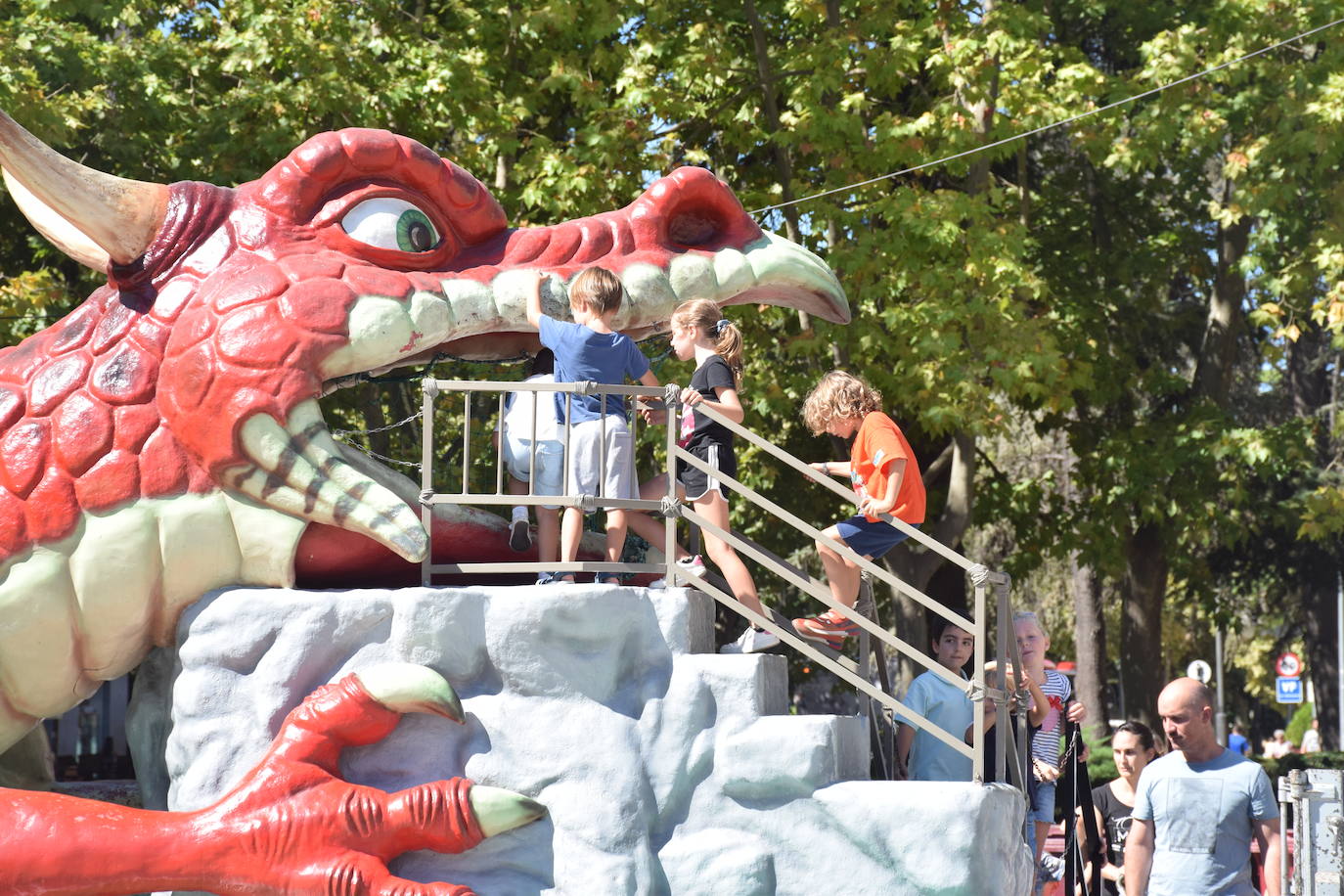 Fotos: Celebración del Día Vecinal en Logroño