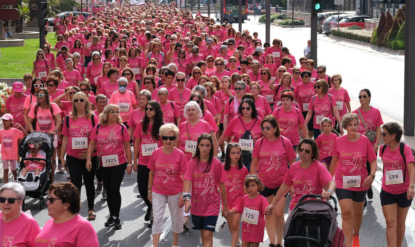 Fotos: Marea rosa contra el cáncer en Logroño