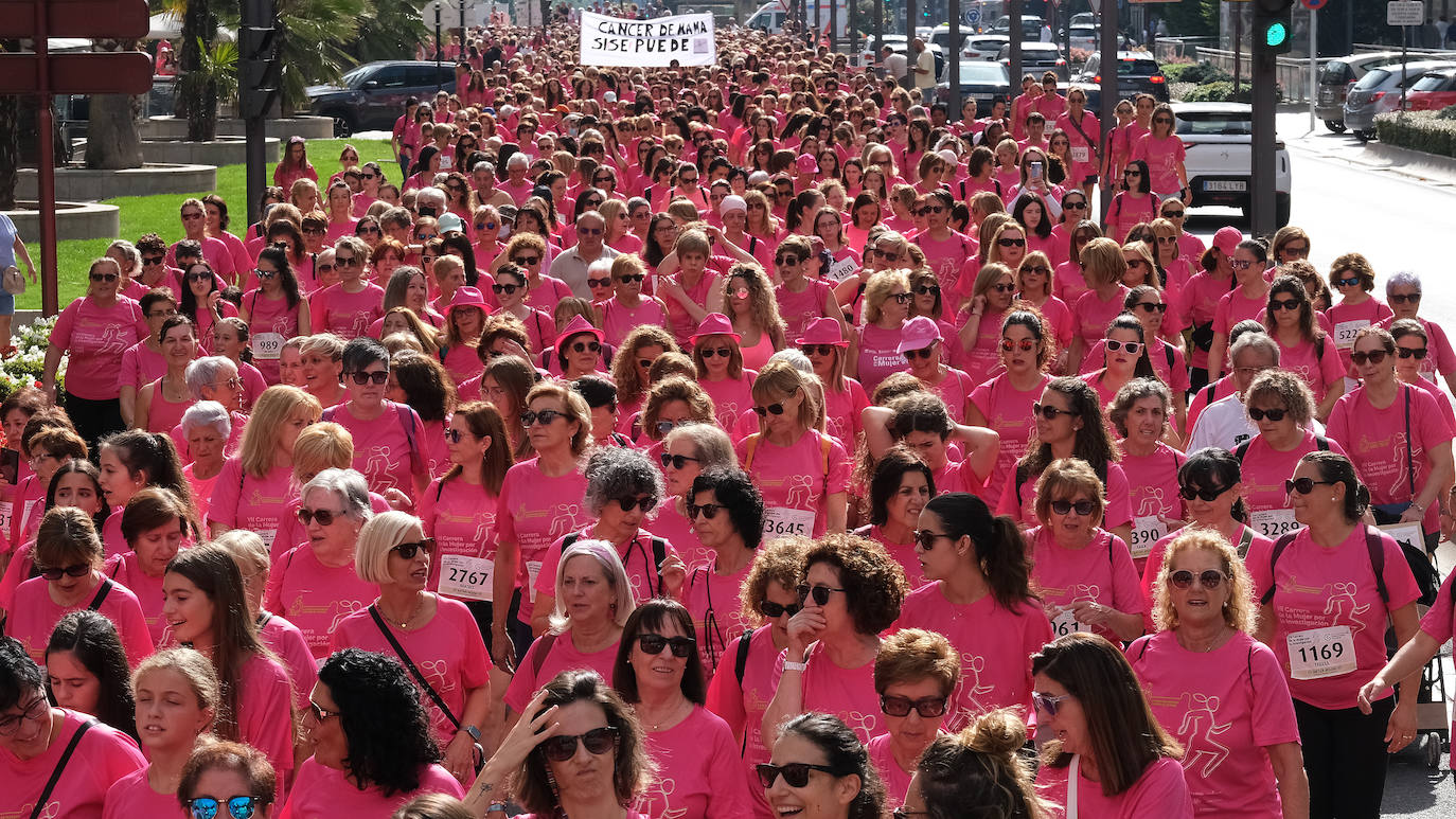 Fotos: Marea rosa contra el cáncer en Logroño