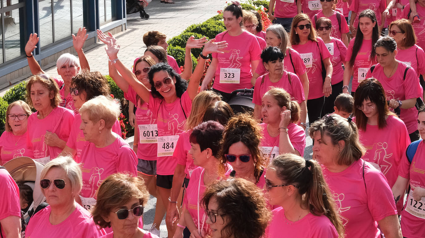 Fotos: Marea rosa contra el cáncer en Logroño