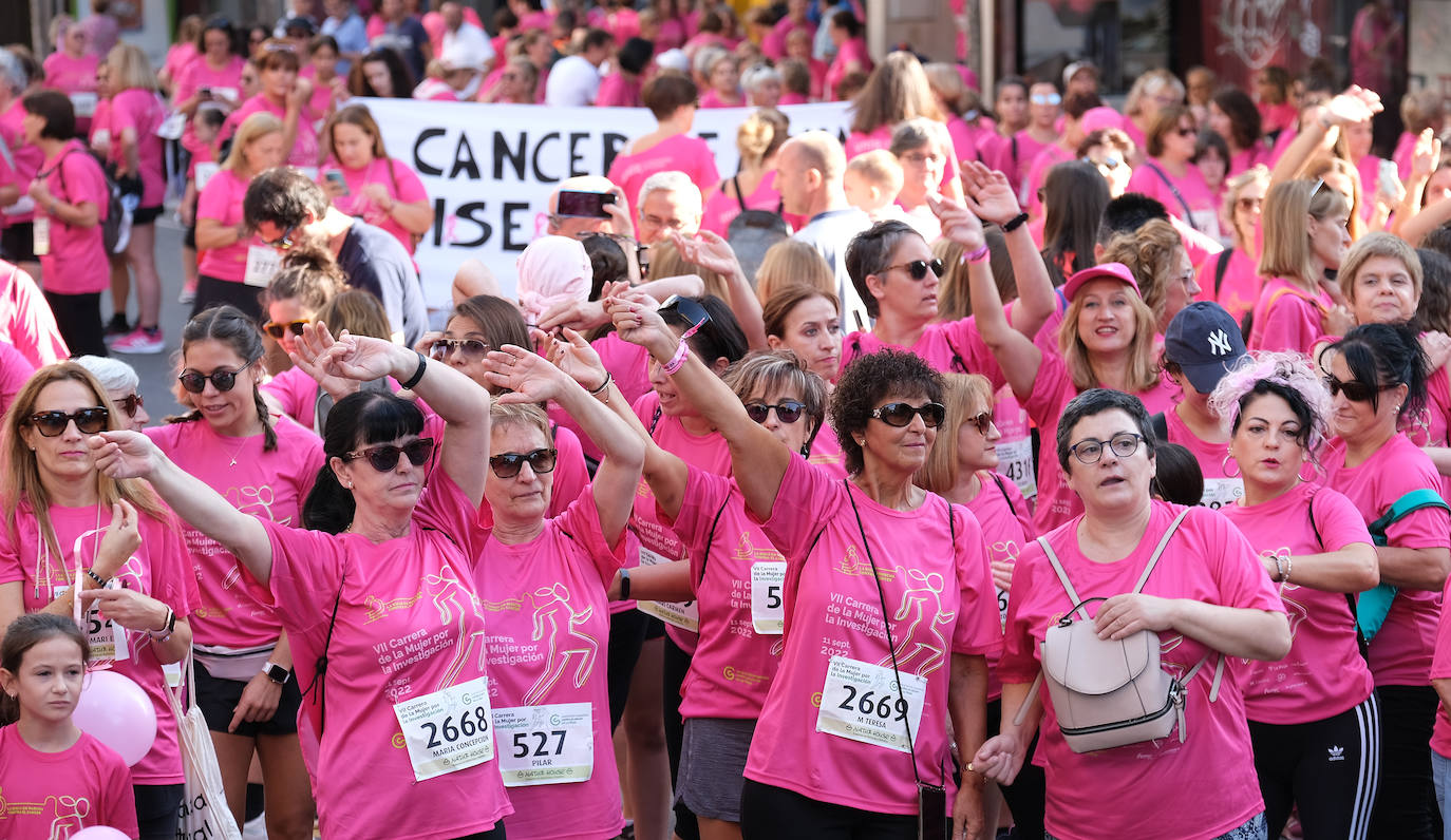 Fotos: Marea rosa contra el cáncer en Logroño