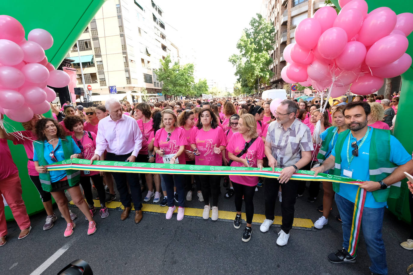 Fotos: Carrera de la Mujer en Logroño: preparación, ánimos y en la línea de salida