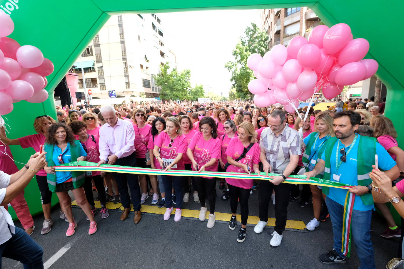 Fotos: Carrera de la Mujer en Logroño: preparación, ánimos y en la línea de salida