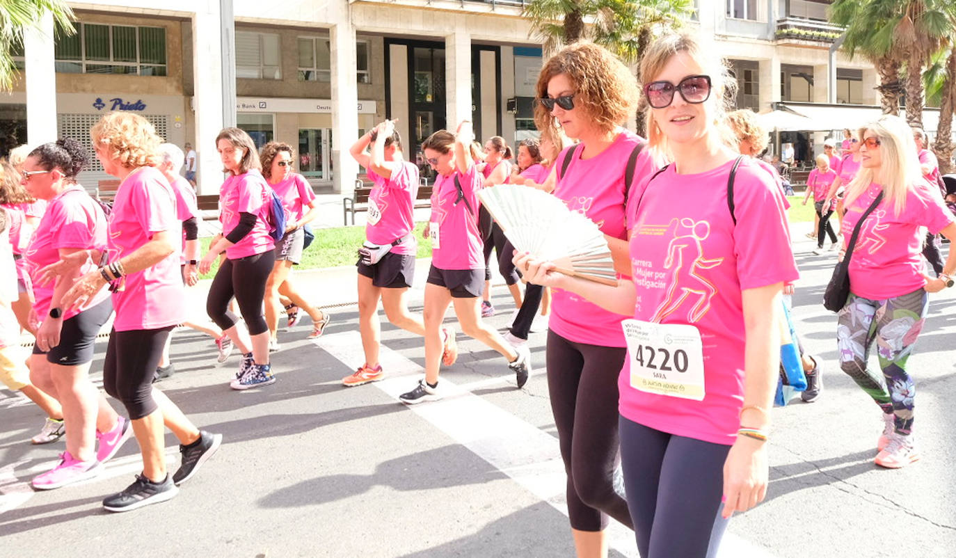 Fotos: Carrera de la Mujer en Logroño: preparación, ánimos y en la línea de salida