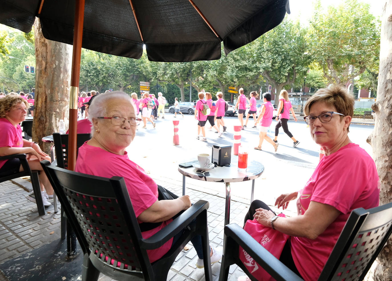 Fotos: Carrera de la Mujer en Logroño: preparación, ánimos y en la línea de salida