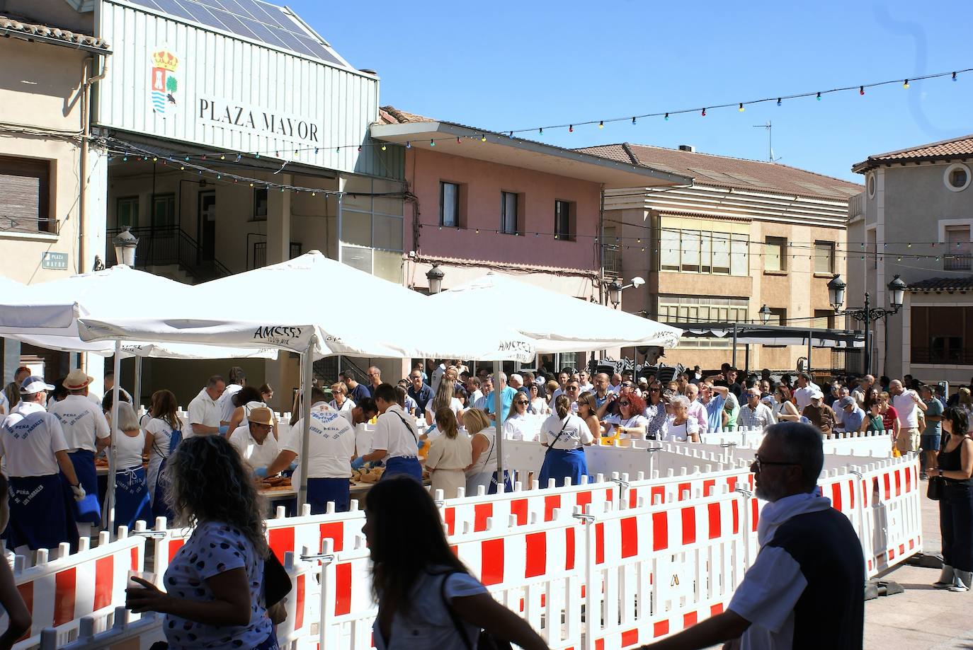 Fotos: Éxito de público en el festival del chorizo de Baños