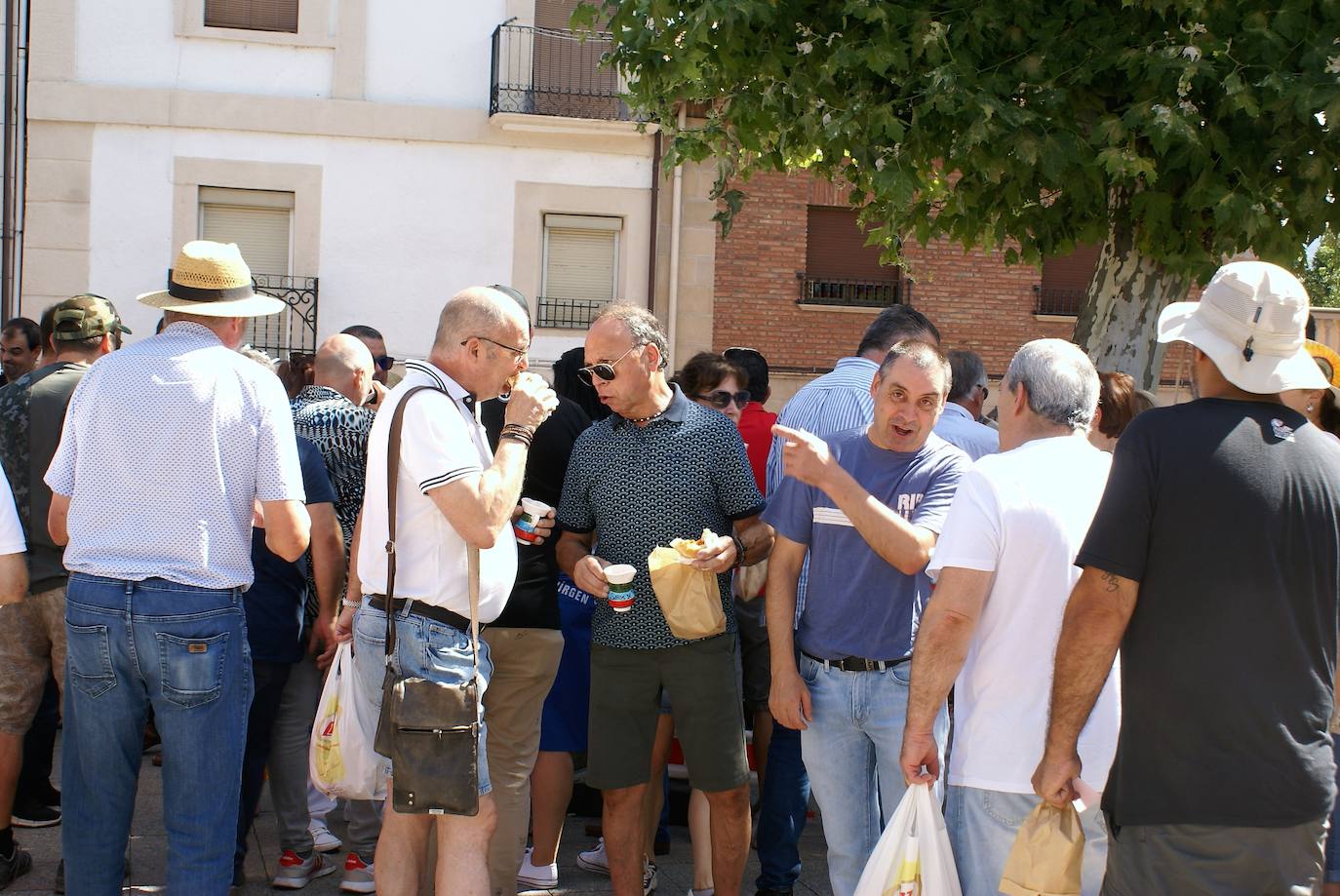 Fotos: Éxito de público en el festival del chorizo de Baños