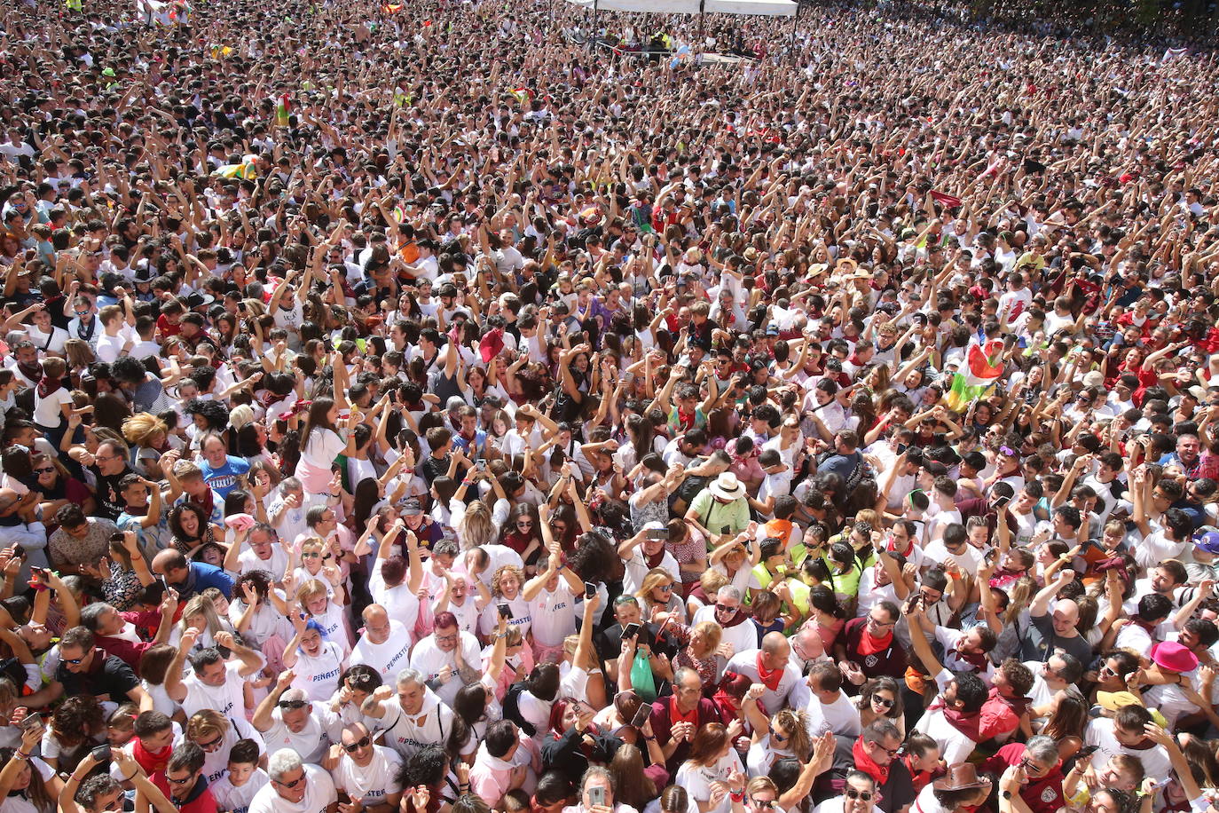 Fotos: Disparo del cohete de San Mateo