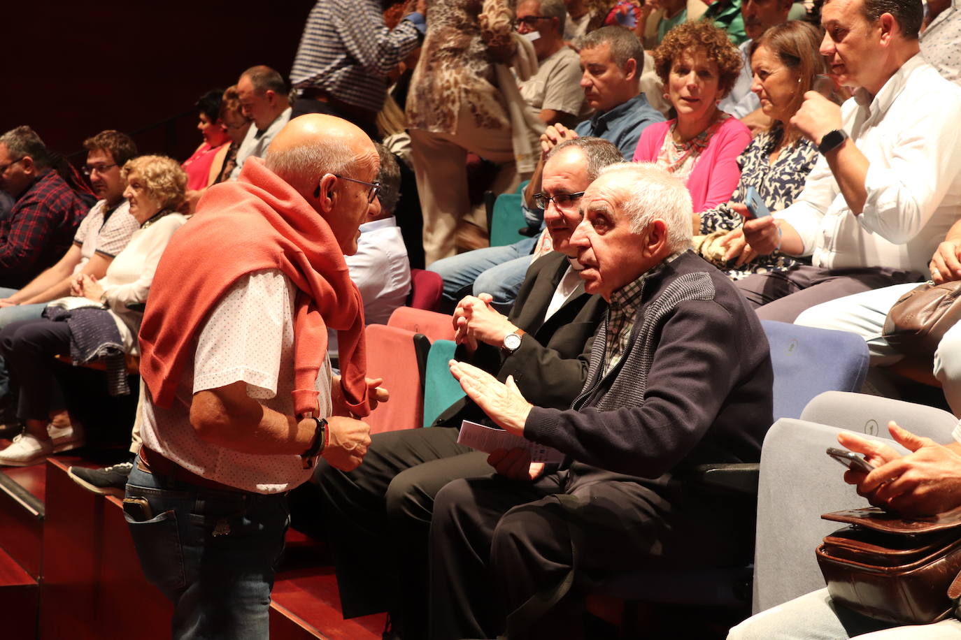 Fotos: Lleno en la representación teatral de la vida de los santos de Arnedo