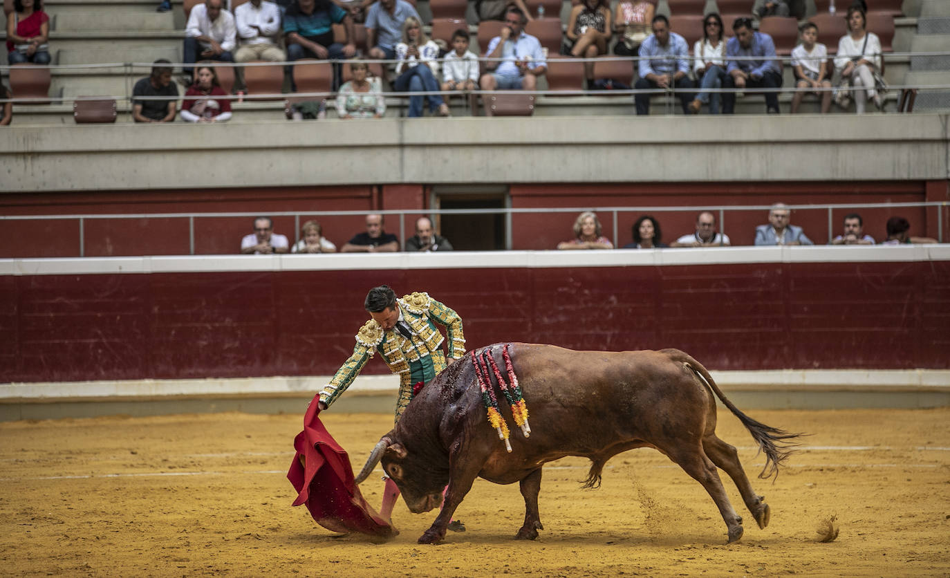 Fotos: Segunda corrida de abono en La Ribera